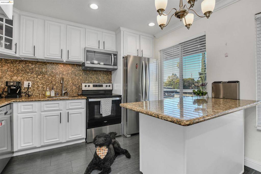 4888 Clayton Rd #44, Concord, CA 94521