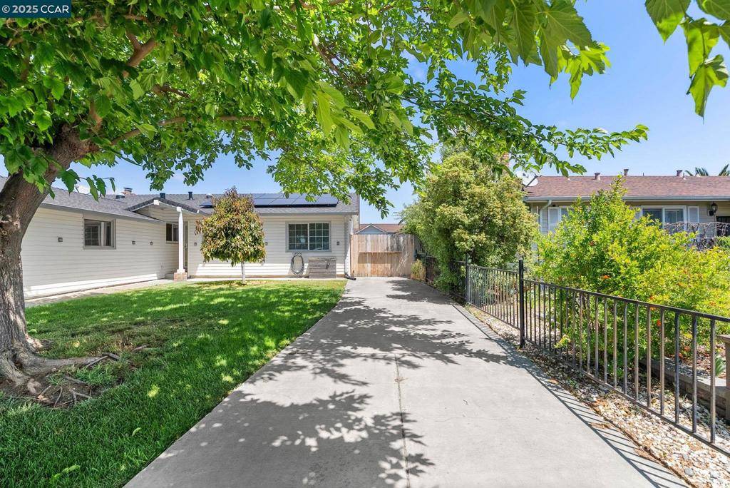 American Canyon, CA 94503,717 Capra Dr