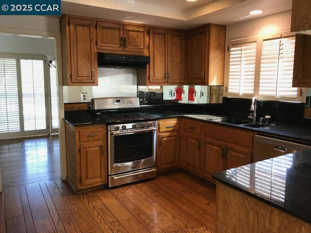 Moraga, CA 94556,20 Tamarisk