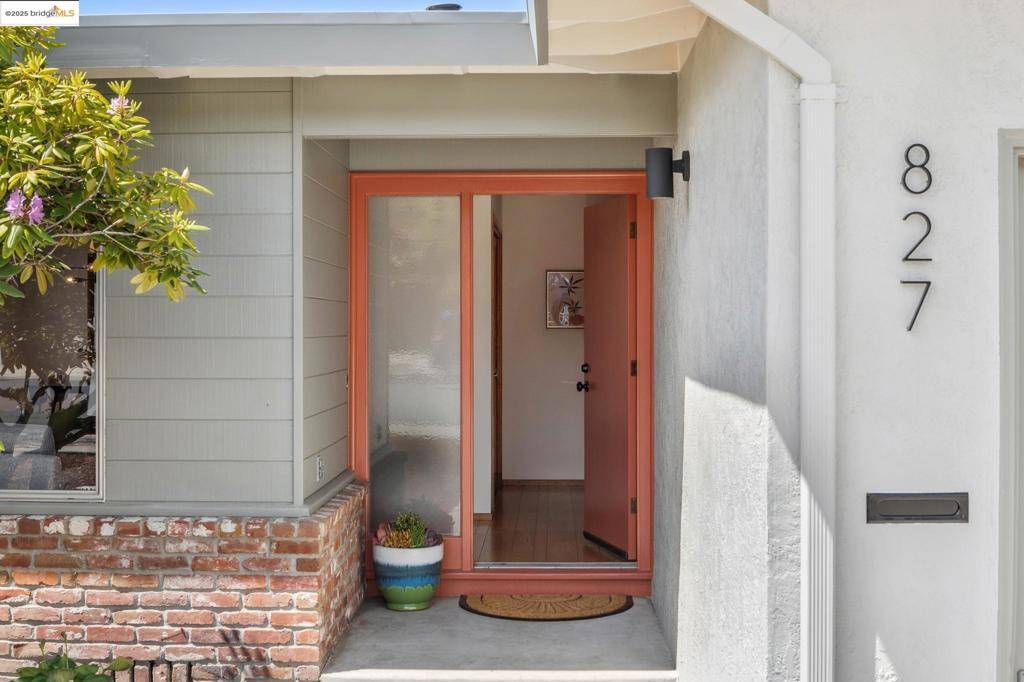 El Cerrito, CA 94530,827 Norvell St