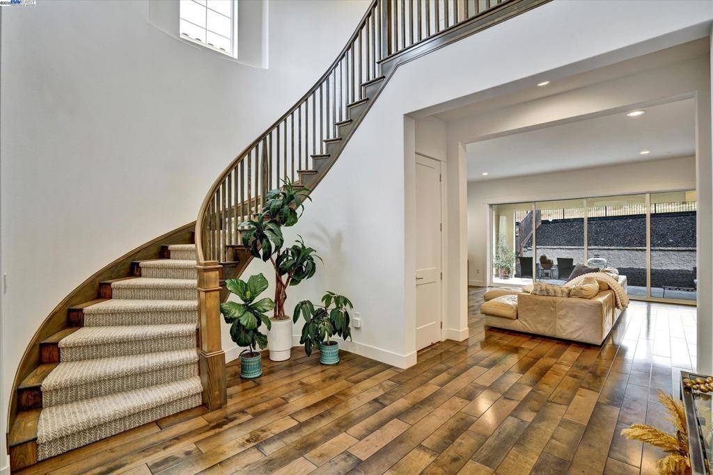 Dublin, CA 94568,7179 Lembert Hills Dr
