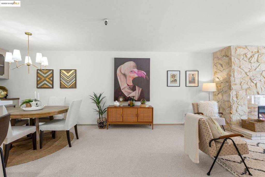 1830 Lakeshore Ave #306, Oakland, CA 94606