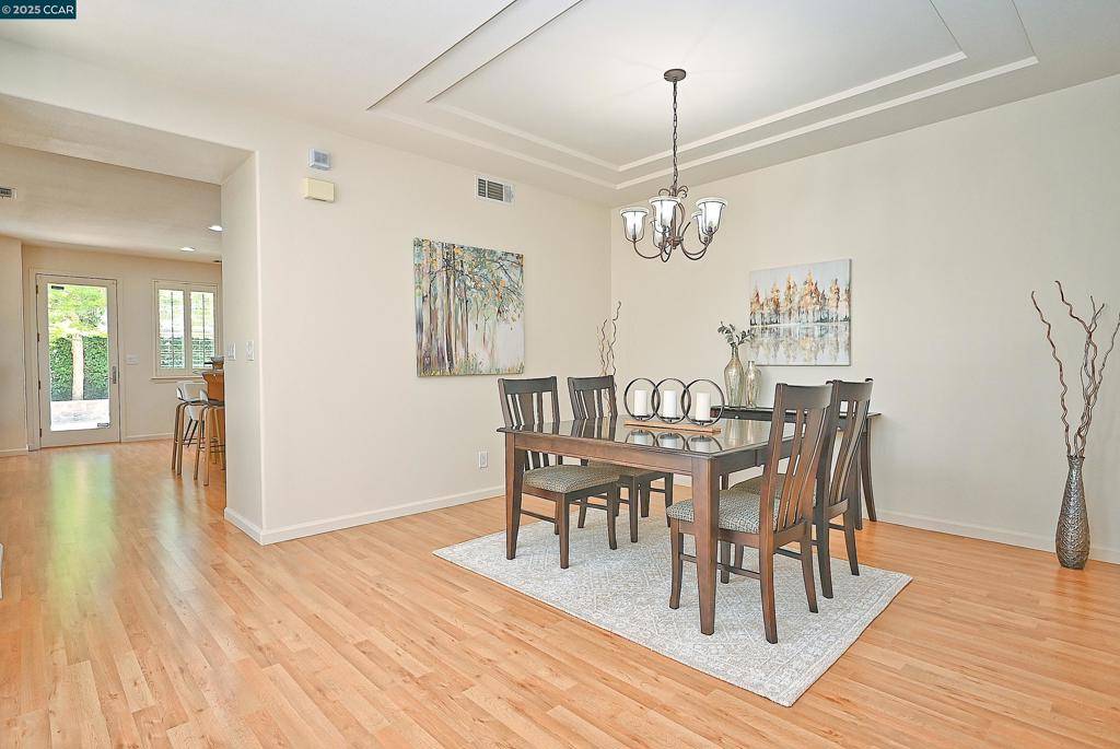 San Ramon, CA 94582,1416 Allanmere Dr