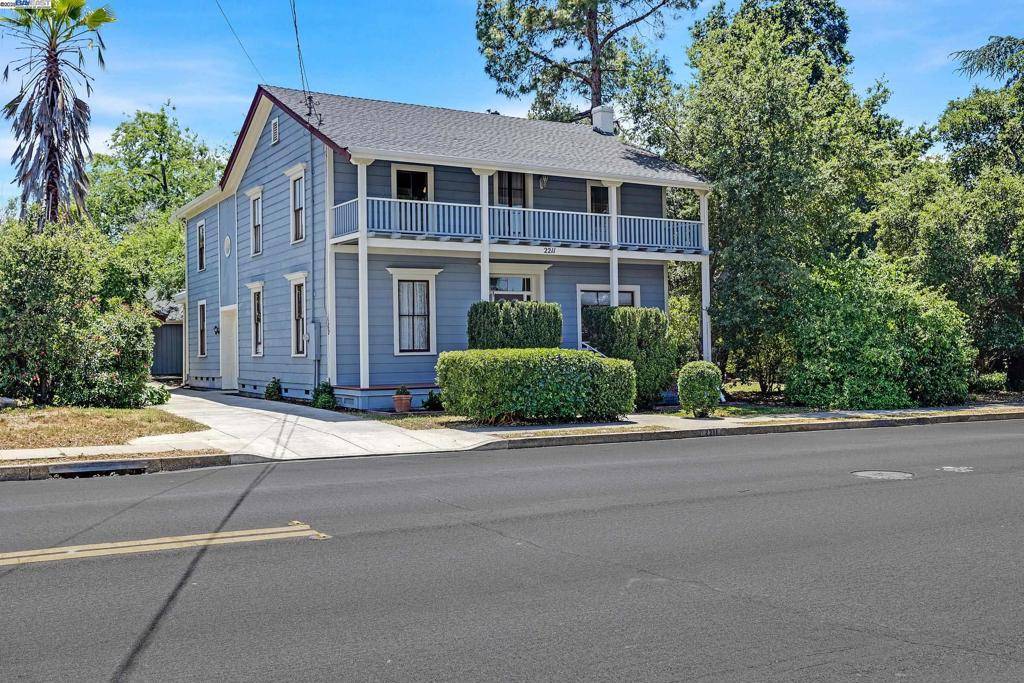 Livermore, CA 94550,2211 College Avenue