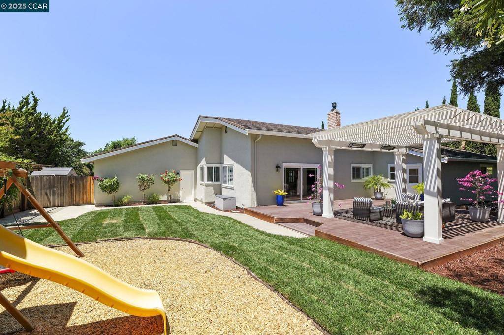Concord, CA 94518,1140 Jamie Dr