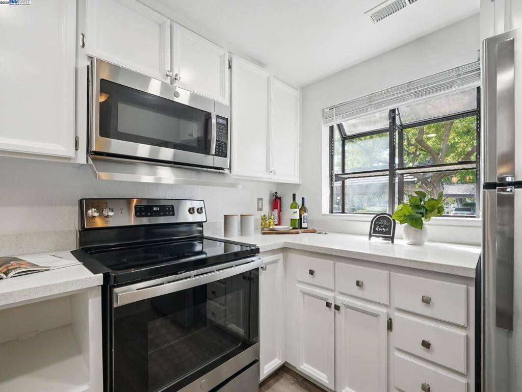 Newark, CA 94560-5411,6101 Joaquin Murieta #Unit B