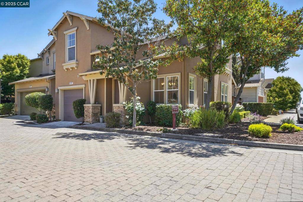 Oakland, CA 94603,10708 Prince Royal Ct