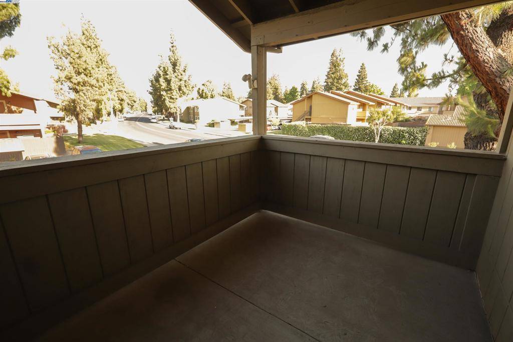 Manteca, CA 95337,480 Cherry Ln #E