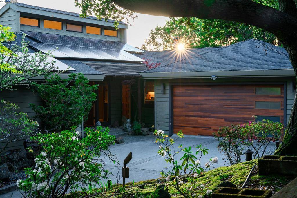 351 El Toyonal, Orinda, CA 94563-2013