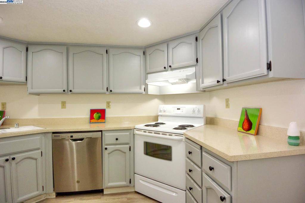 Pleasanton, CA 94566,2910 Liberty Dr