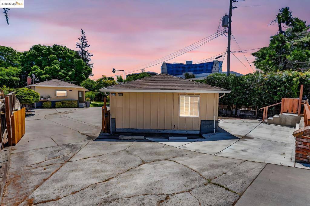 19790 Stanton Ave, Castro Valley, CA 94546