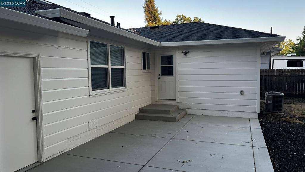 Concord, CA 94519-1715,1867 Jacqueline Way