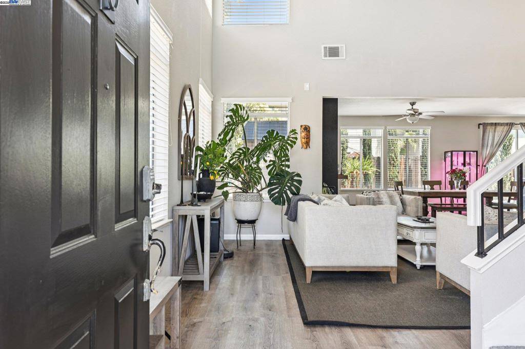 Oakley, CA 94561,2084 Springbrook Ct