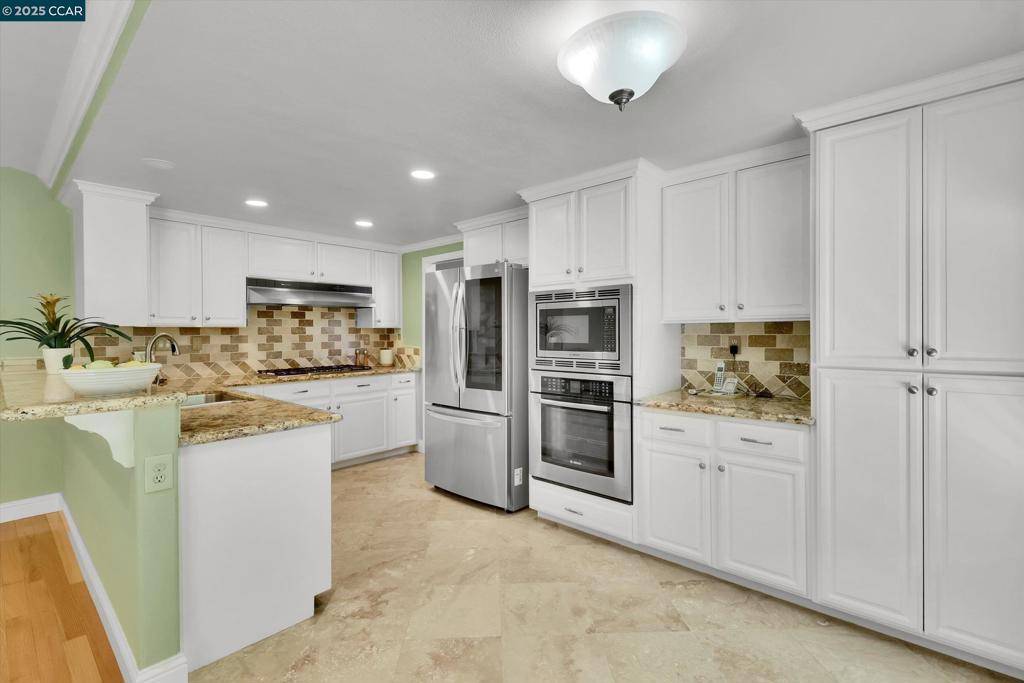 Richmond, CA 94803,5362 Saddleback Ct