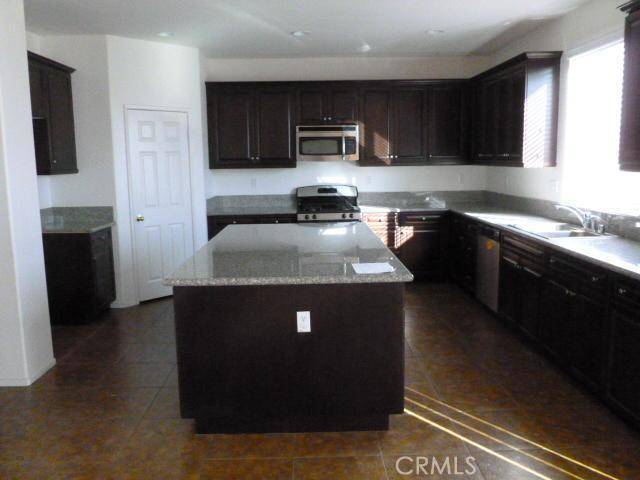 Hesperia, CA 92344,8593 Glendora AVE