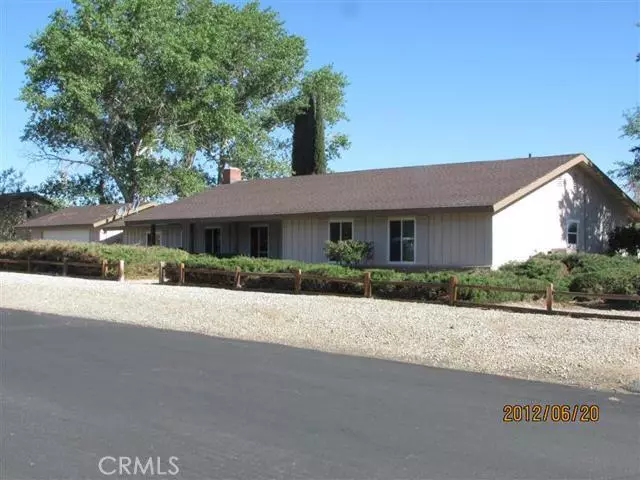 4404 Sierra Vista CT, Phelan, CA 92371