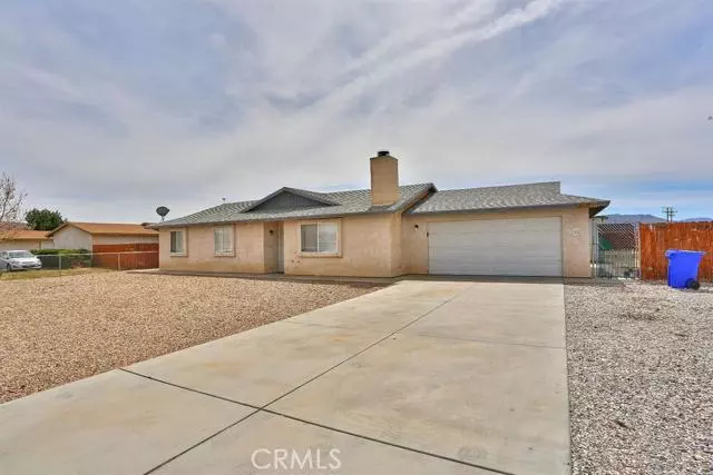 13529 Niabi RD, Apple Valley, CA 92308