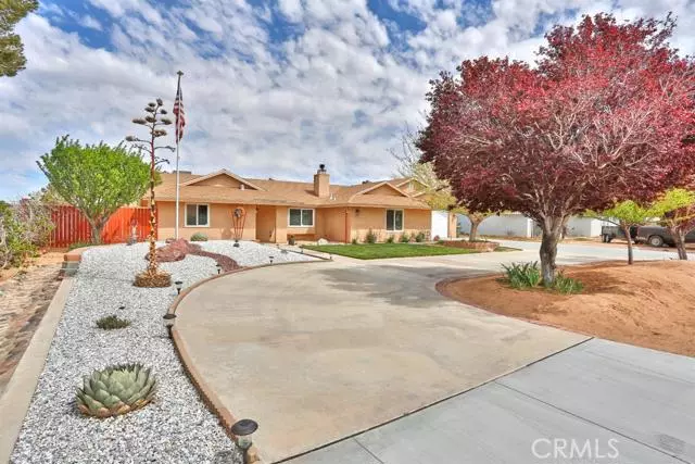 22298 Broken Lance RD, Apple Valley, CA 92307