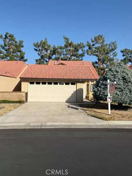 11683 Pepper LN, Apple Valley, CA 92308