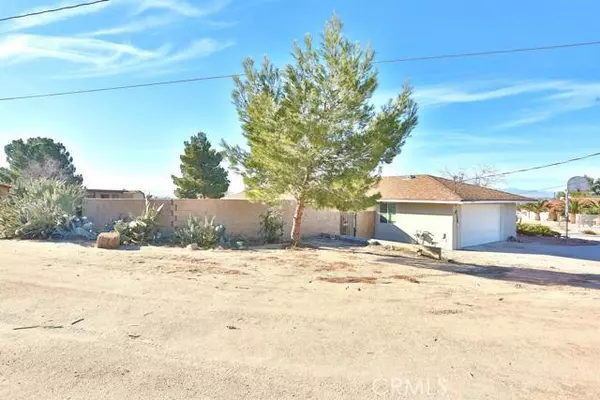 Apple Valley, CA 92307,14643 Havasu LN