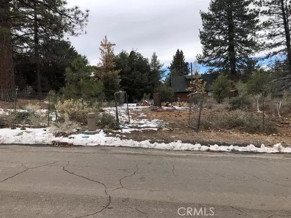 Wrightwood, CA 92397,5370 Desert View DR