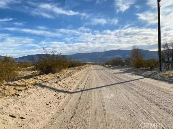 Lucerne Valley, CA 92356,0 Palomar AVE