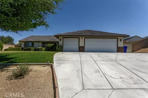 17822 Branding Iron RD, Apple Valley, CA 92307