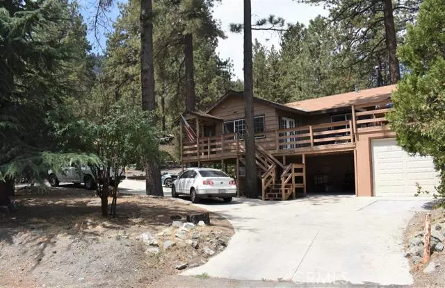 5672 Lone Pine Canyon RD, Wrightwood, CA 92397