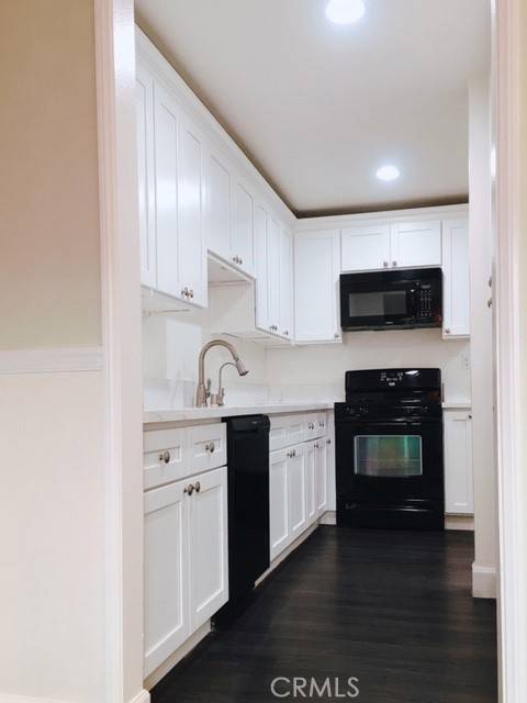 Diamond Bar, CA 91765,760 Golden Springs DR #B