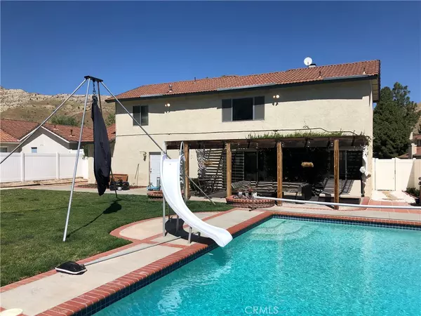 Canyon Country, CA 91387,15138 Poppy Meadow ST