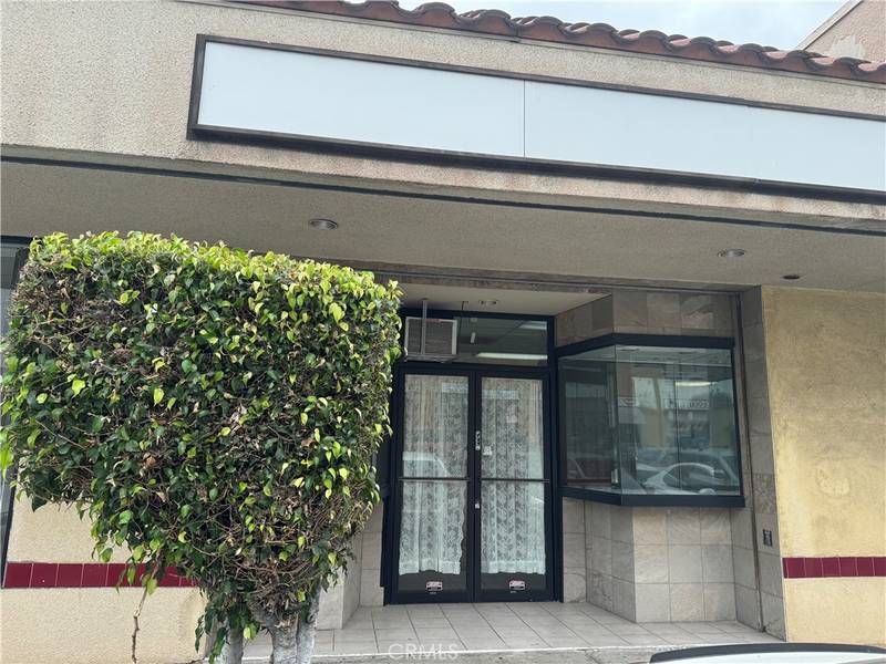 2071 S Atlantic BLVD #I, Monterey Park, CA 48200