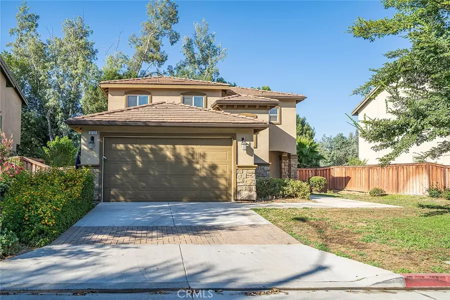 3232 Arta PL, Riverside, CA 92501