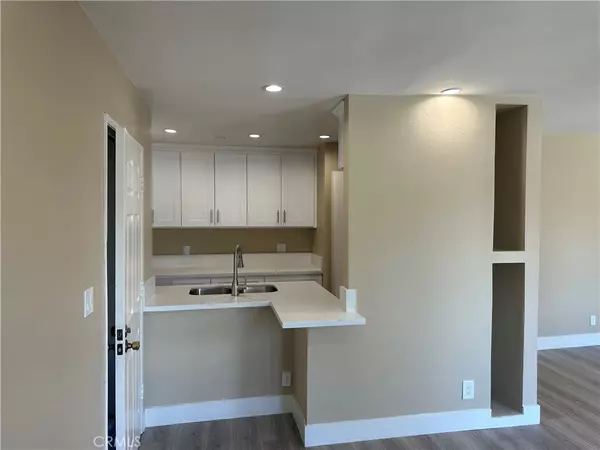 Glendale, CA 91205,219 E Maple ST #10