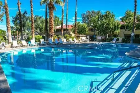 675 N Los Felices CIR W #J107, Palm Springs, CA 92262