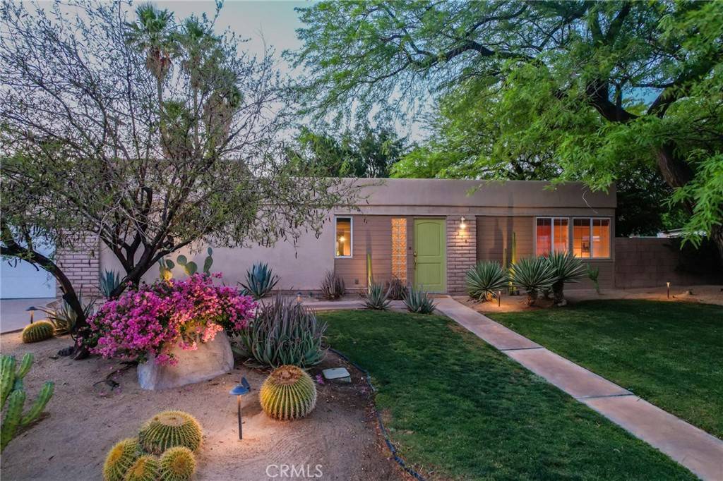 Palm Springs, CA 92262,576 E Desert Holly CIR