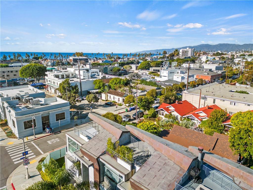Santa Monica, CA 90405,235 Ocean Park BLVD #2