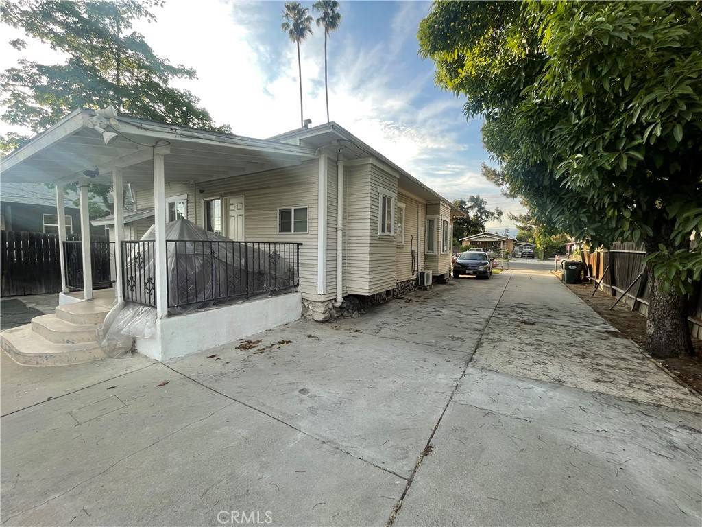 Pomona, CA 91766,942 E 6th ST