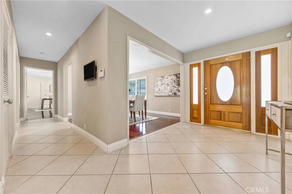 San Marino, CA 91108,1439 Wembley RD