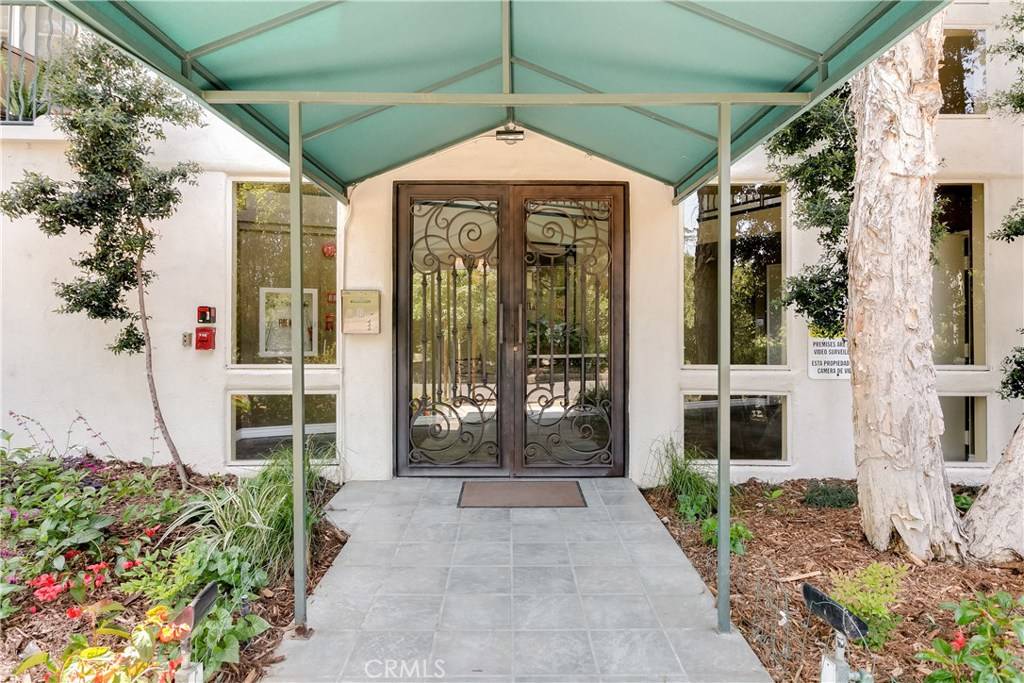 13030 Valleyheart DR #118, Studio City, CA 91604