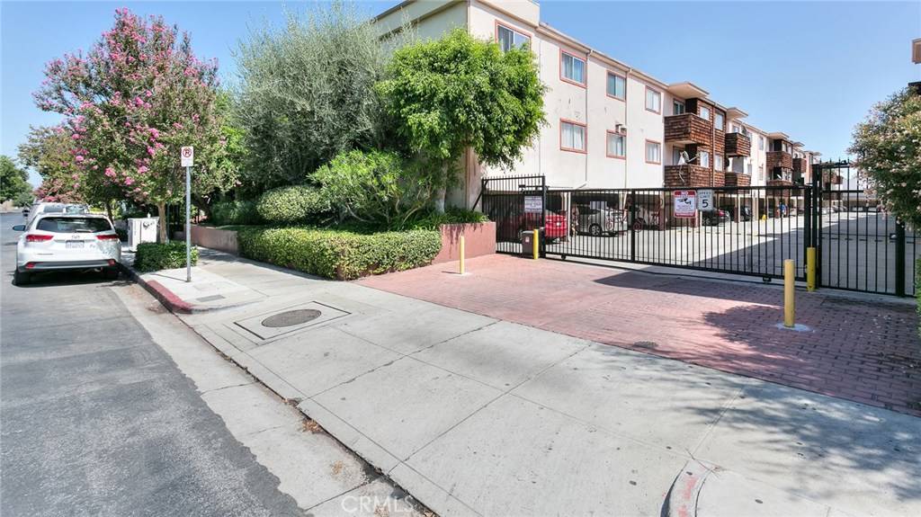 Encino, CA 91316,5414 Newcastle AVE #7
