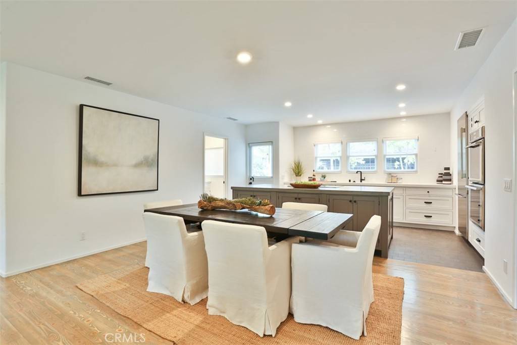 Glendale, CA 91201,1329 Garden ST