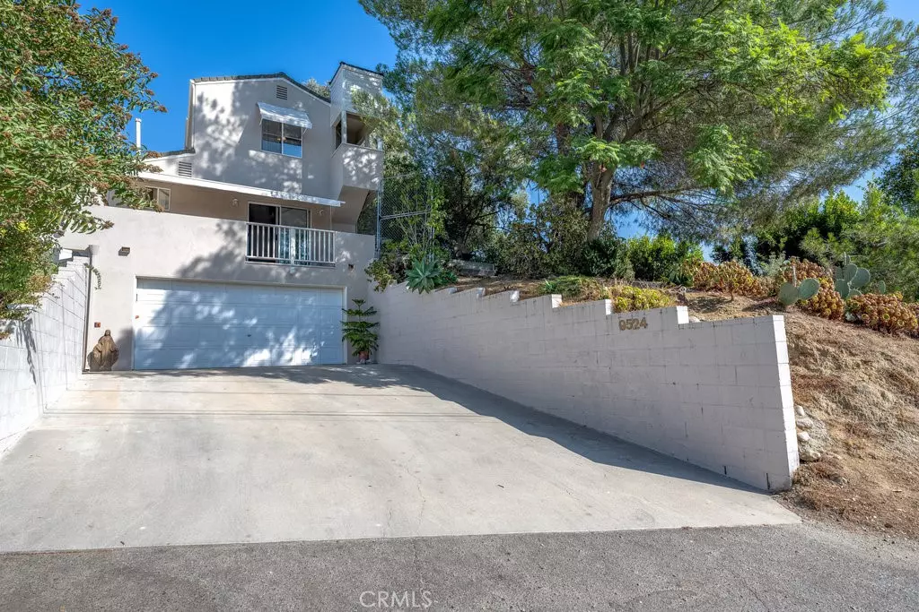 Tujunga, CA 91042,9524 Hillhaven PL