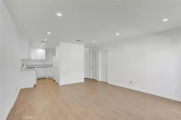 Glendale, CA 91201,1117 Linden AVE #21