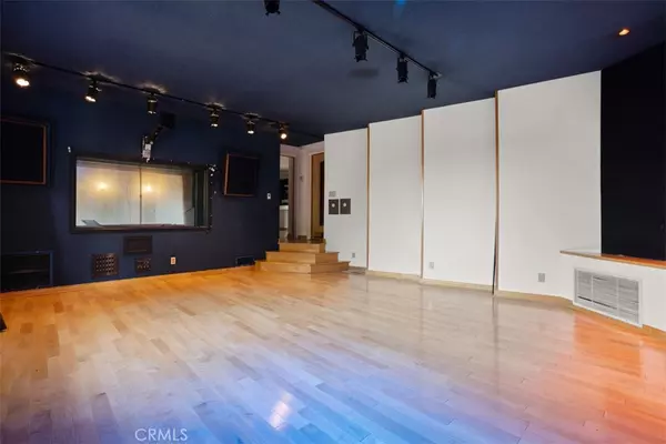 Studio City, CA 91604,4248 Vanetta DR