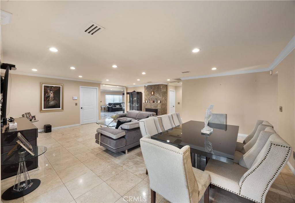 Northridge, CA 91325,17424 Hemmingway ST