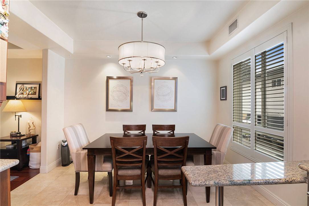 North Hollywood, CA 91601,11323 Huston St #4