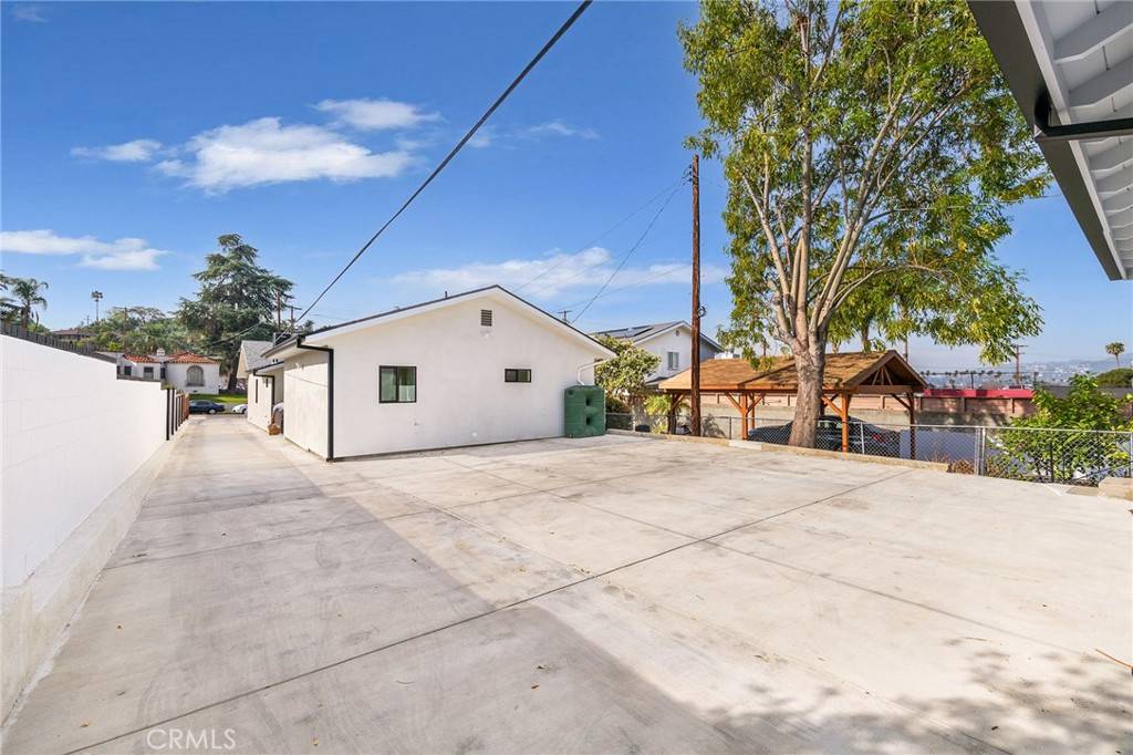 Glassell Park, CA 90065,2361 Moss AVE #3/4