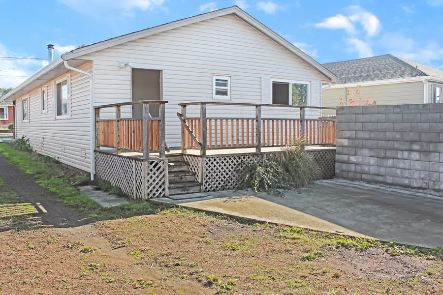 529 S Whipple ST, Fort Bragg, CA 95437