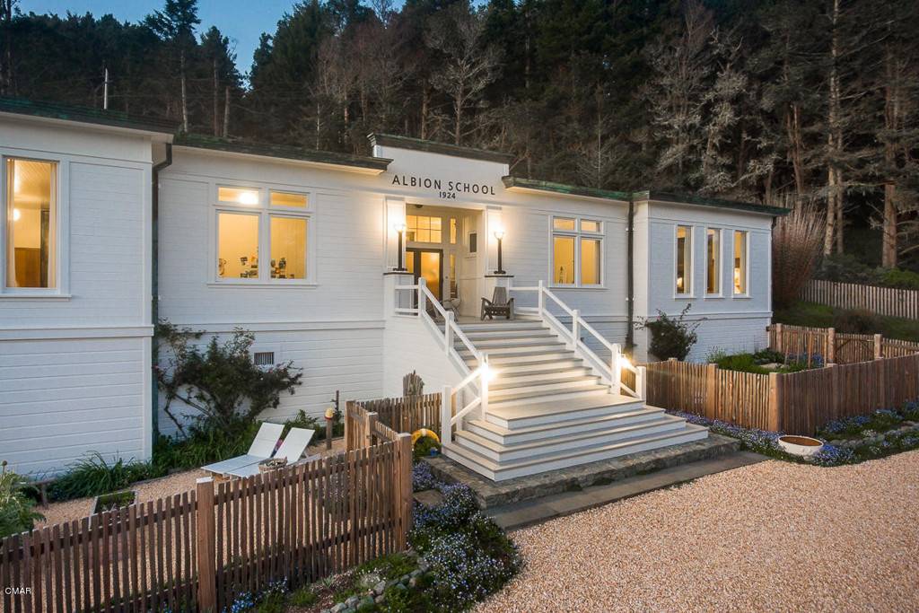 3930 Albion Little River RD, Albion, CA 95410