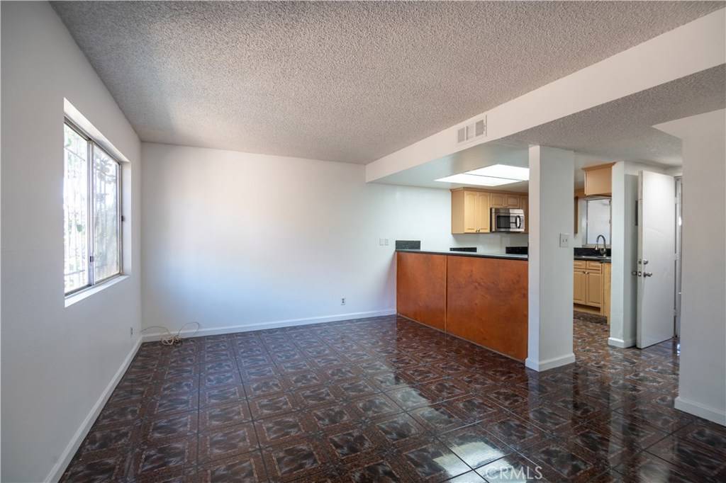 Bell Gardens, CA 90201,5835 Gotham ST #B